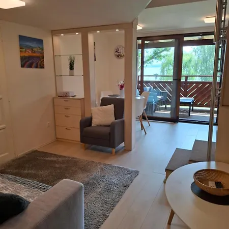Apartament Beachfront *